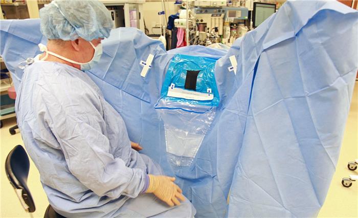Combinaison chirurgicale gynécologique médicale à usage unique 